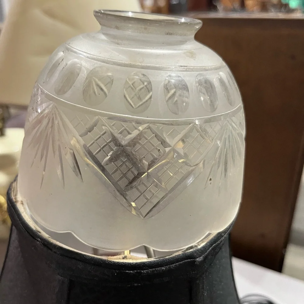 Antique «  The Brass Knob » Frosted glass lamp shade